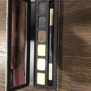 MAC Snow Ball Eye Compact-Gold